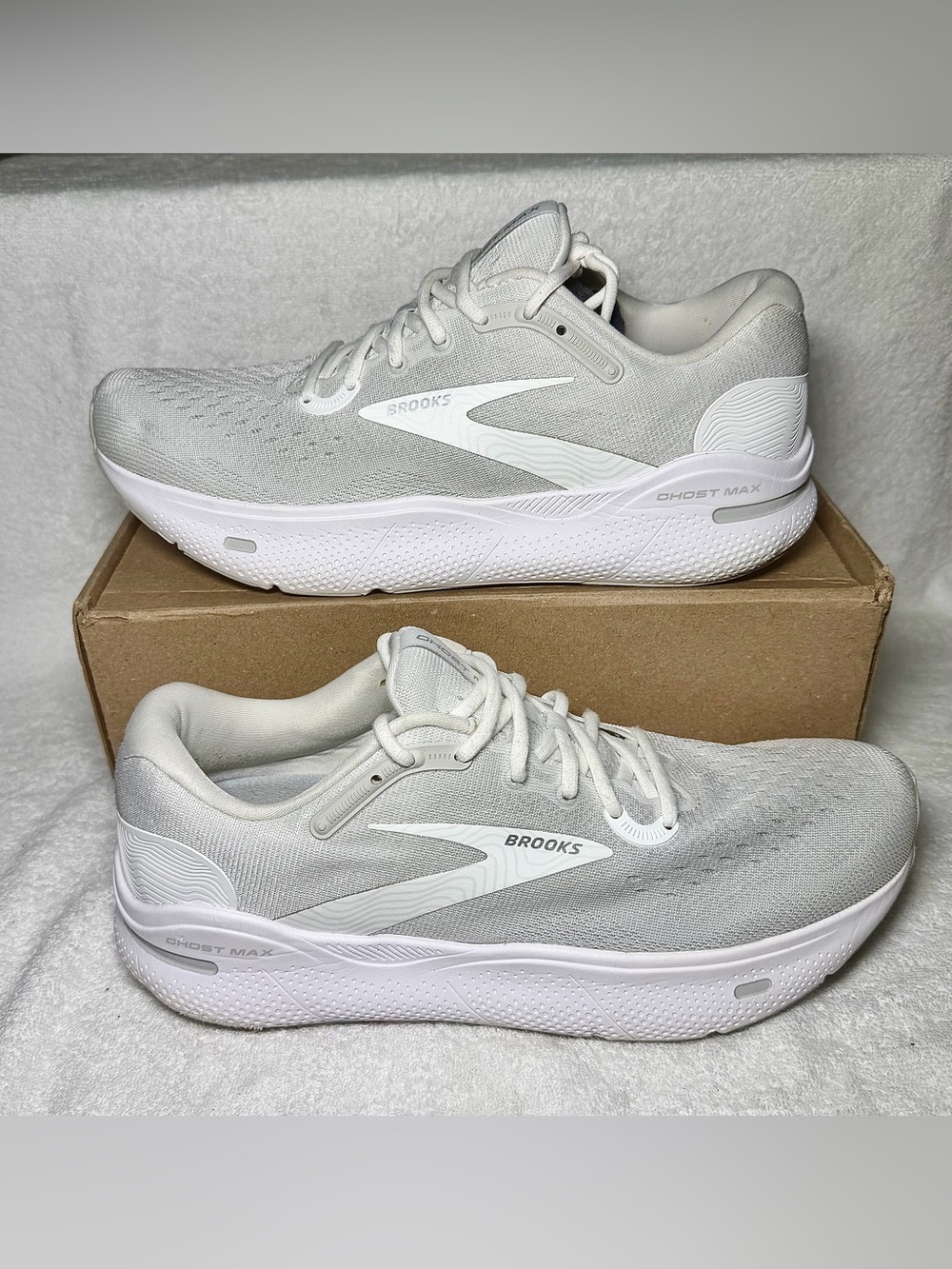 Brooks Ghost Max Men’s Running Shoes — White